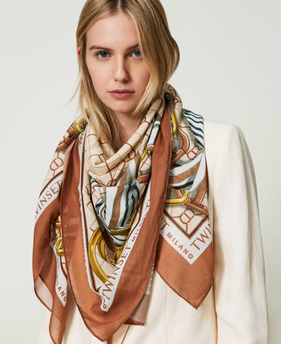 Printed muslin kefiah