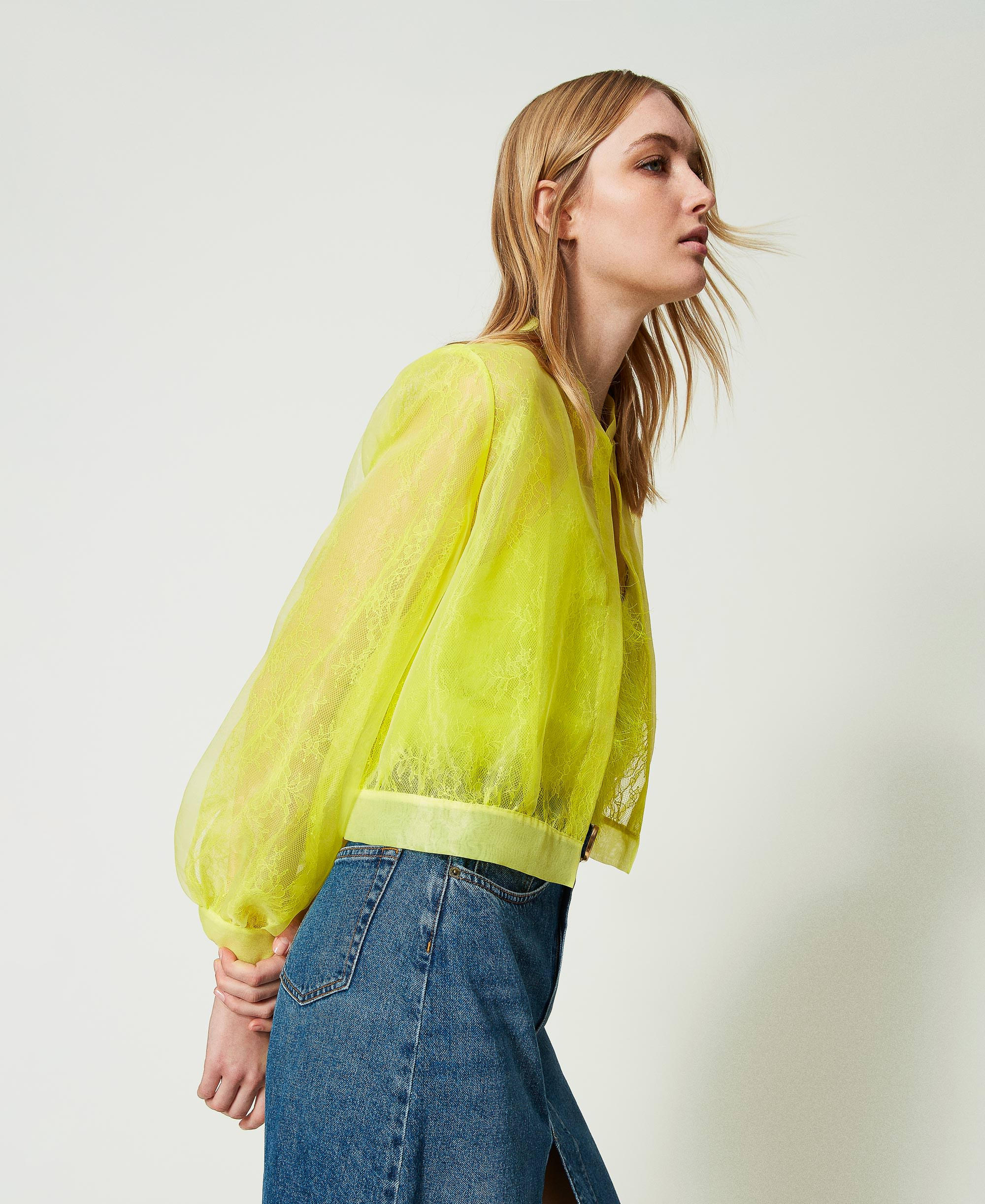 Giacca a bomber in organza e pizzo