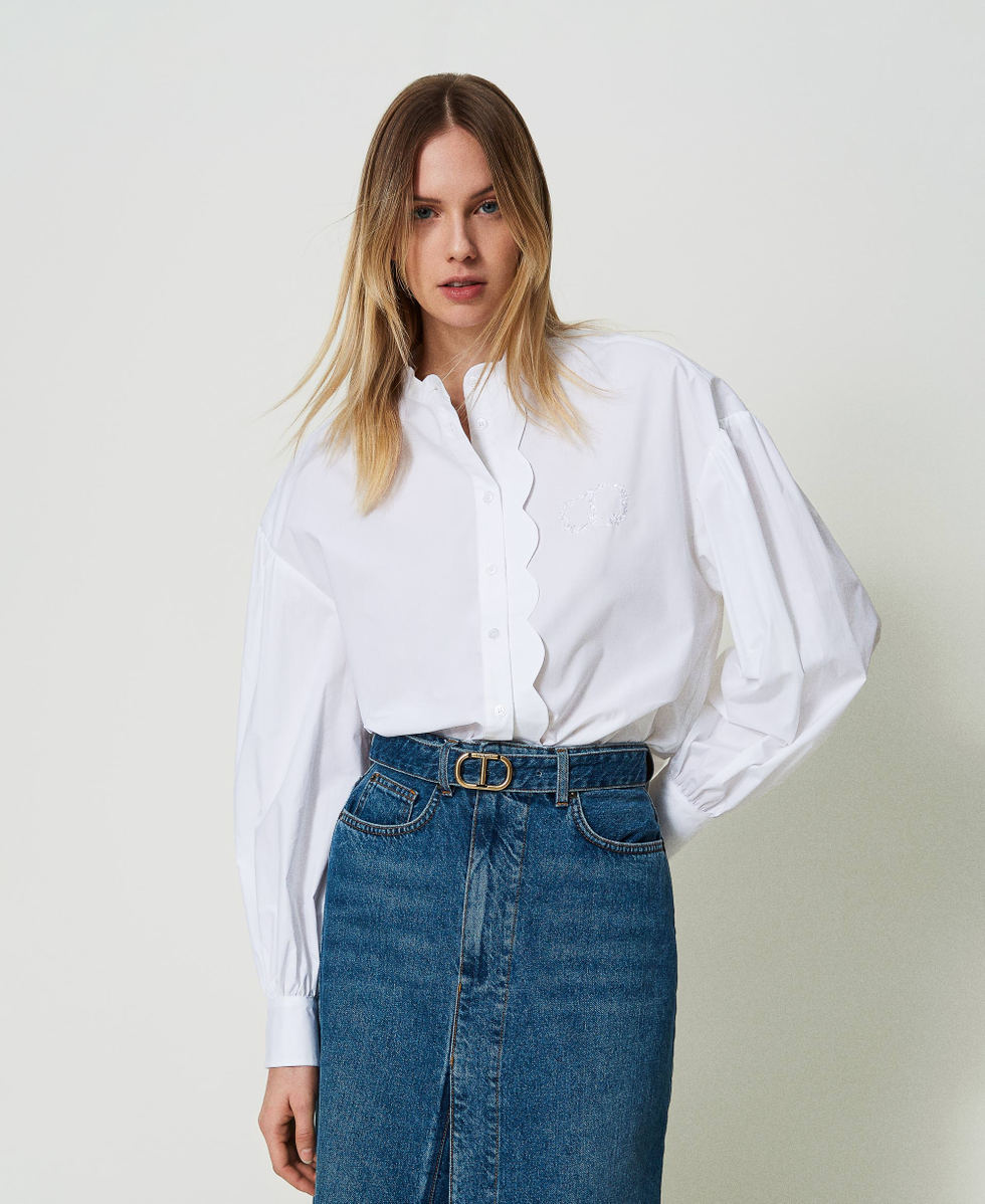 Poplin shirt with scalloped edge