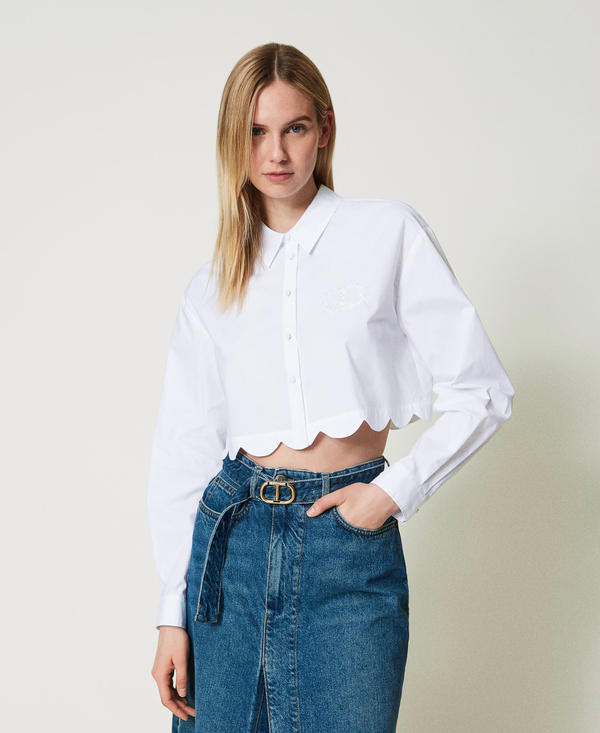 Camicia cropped in popeline con smerlo