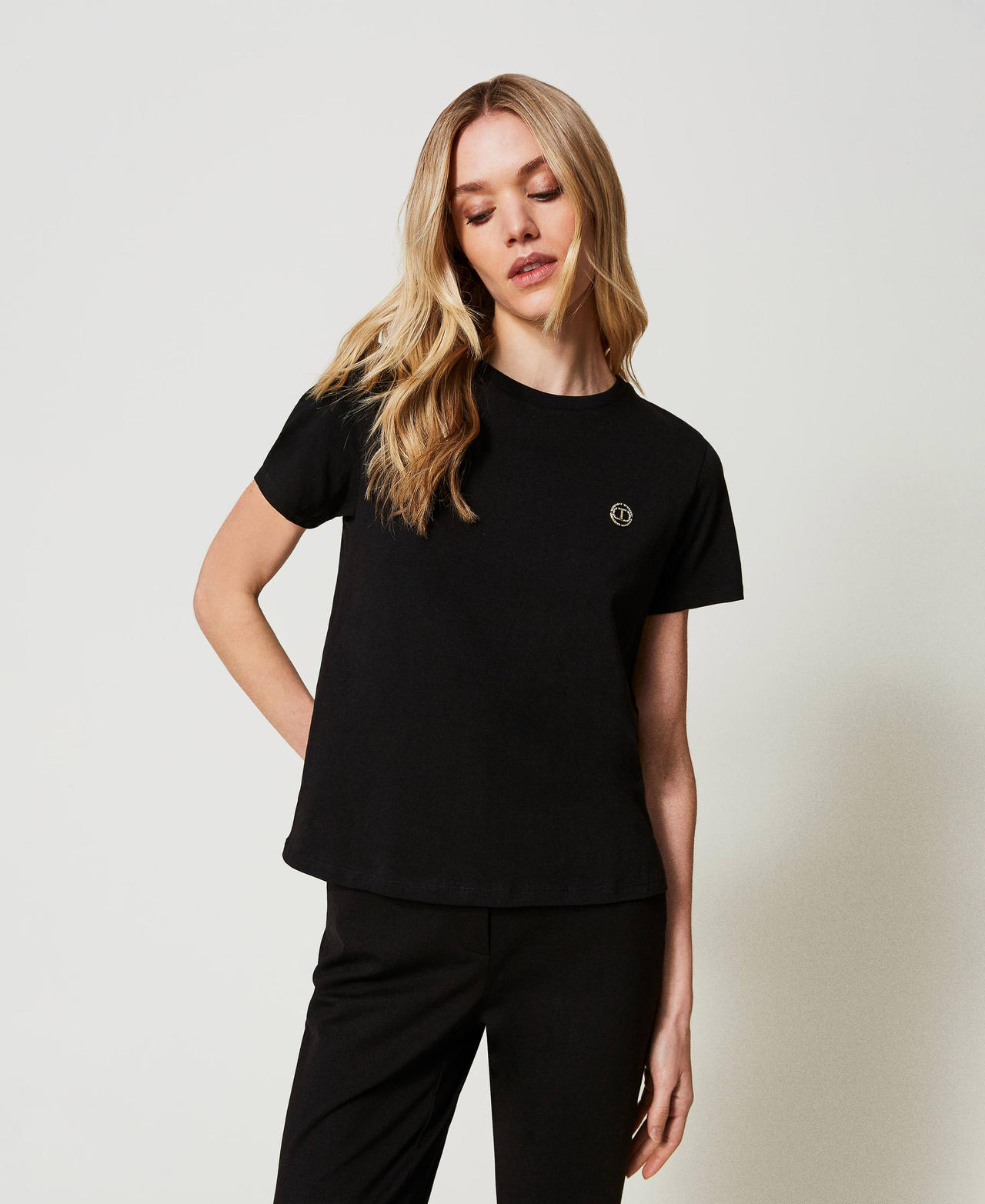 Regular t-shirt with rhinestone Oval T  Black Woman 241TP221B_00006_02