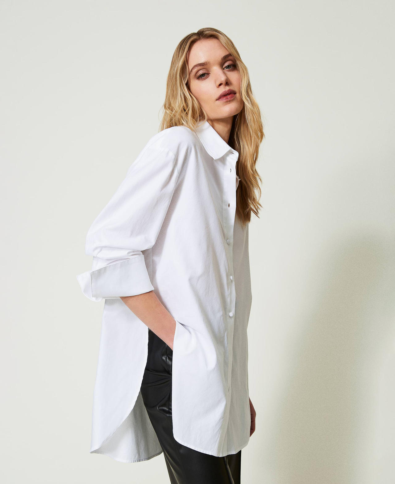 Oversized shirt with removable cuffs White Woman 241TP2250-02