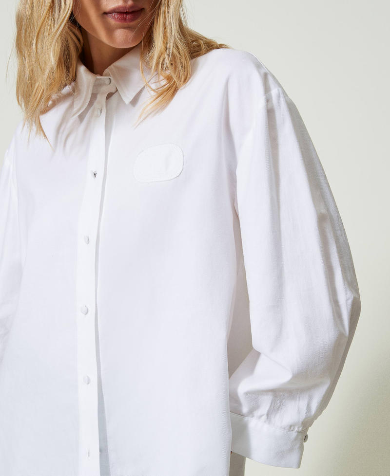Oversized Hemd mit abnehmbaren Manschetten Weiß Frau 241TP2250-04
