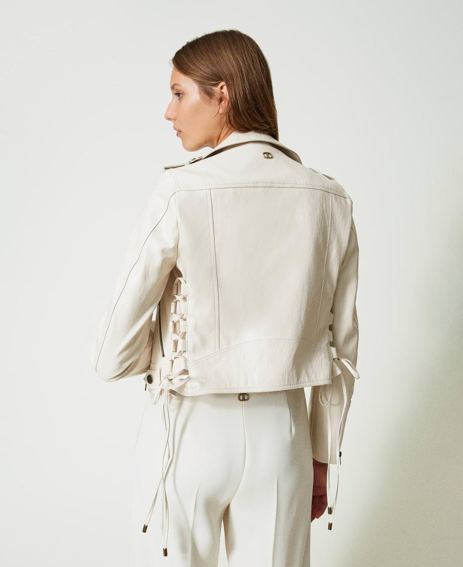 Байкерская куртка с имитацией натуральной кожи Белый Снег женщина 241TP2300-04