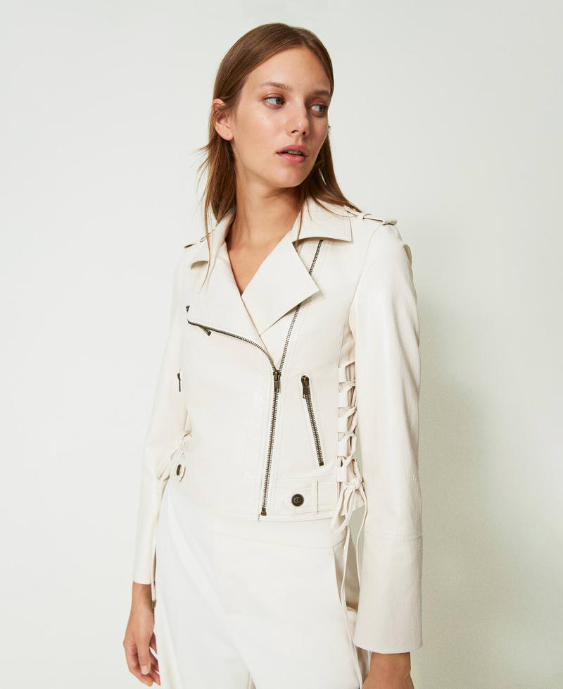 Байкерская куртка с имитацией натуральной кожи Белый Снег женщина 241TP2300-05