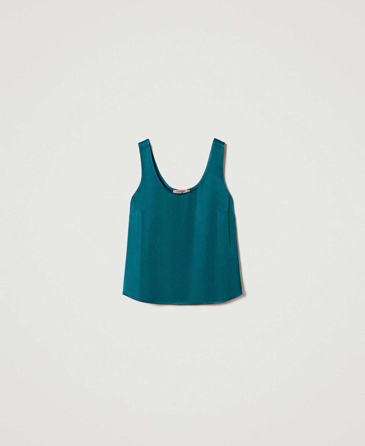 Top avec larges bretelles en satin