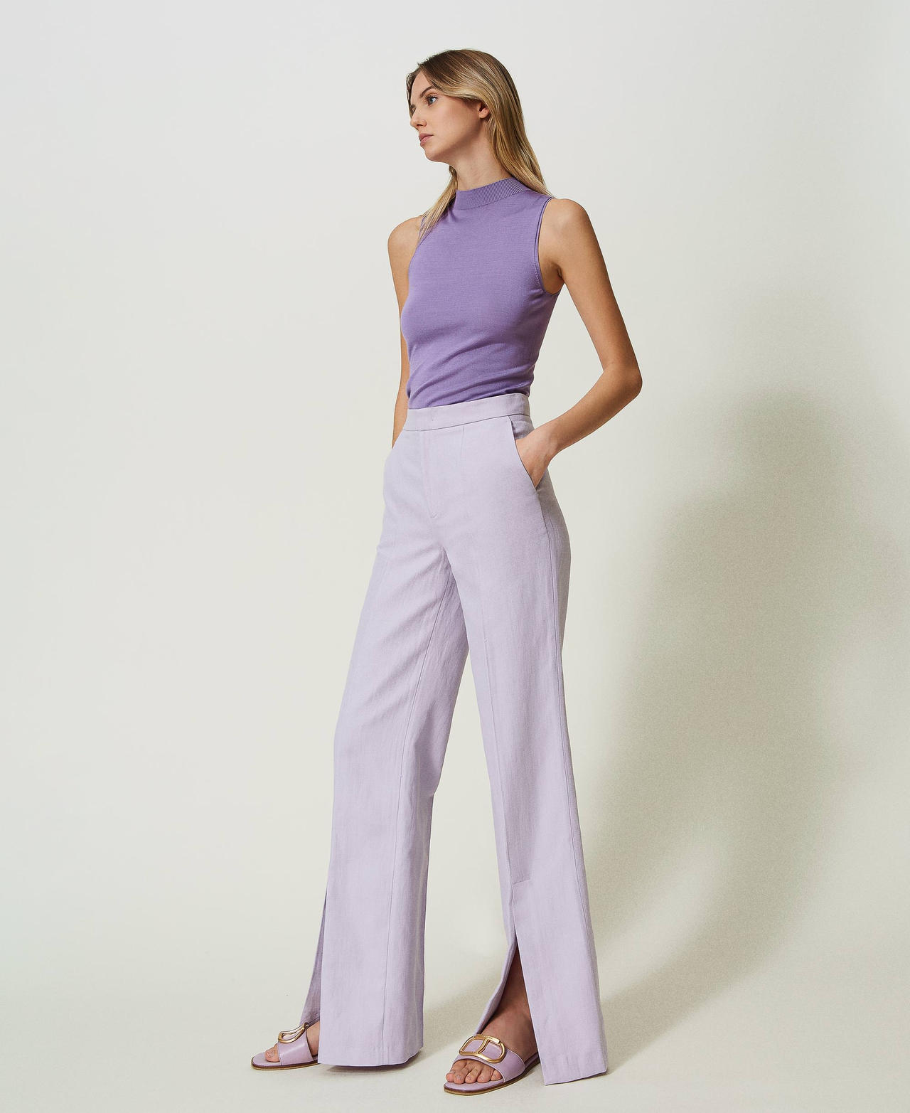 Linen twill trousers with slits Bellflower Lilac Woman 241TP2562_00692_02