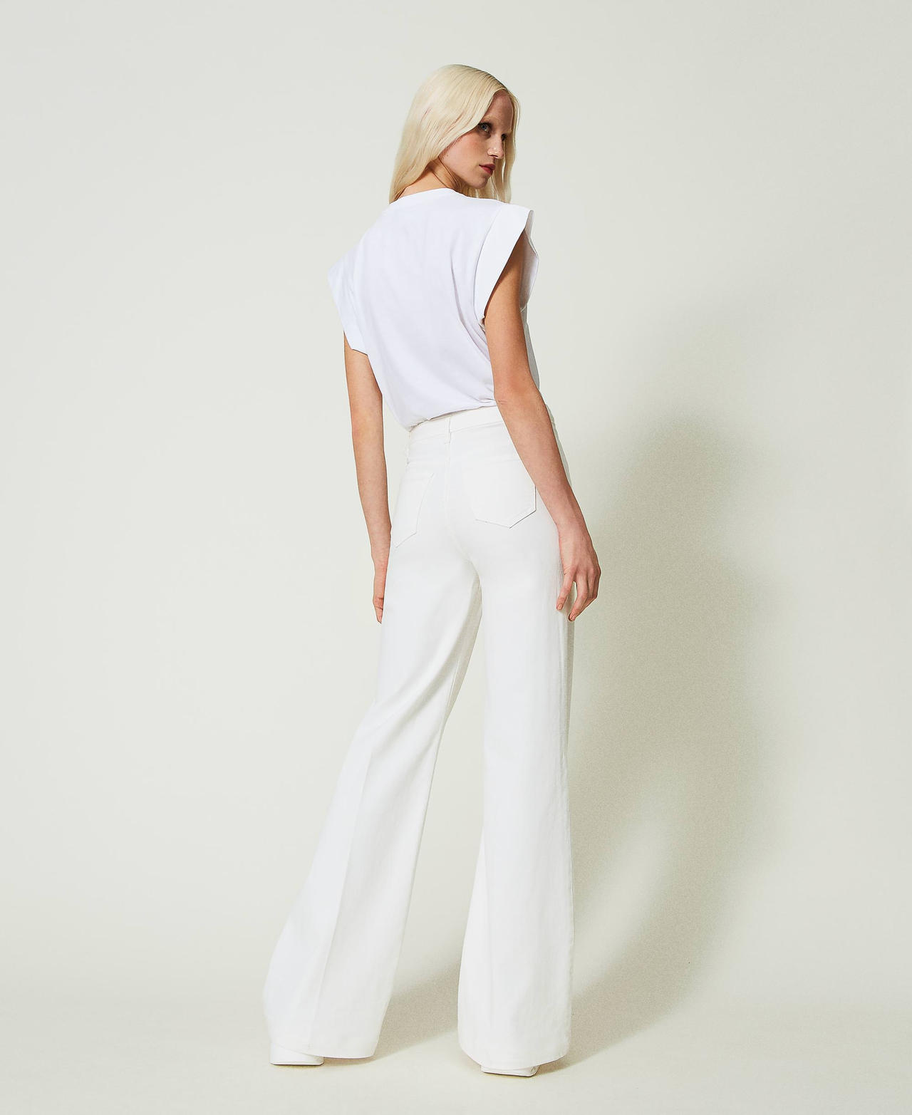 Venise Wide Denim Trousers With Gold Buttons - White