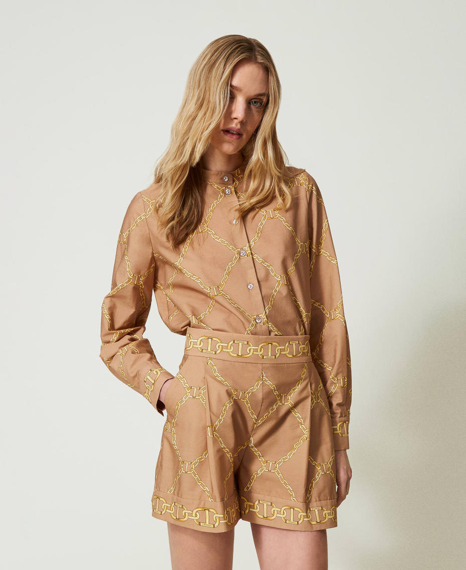 Poplin shorts with chain print