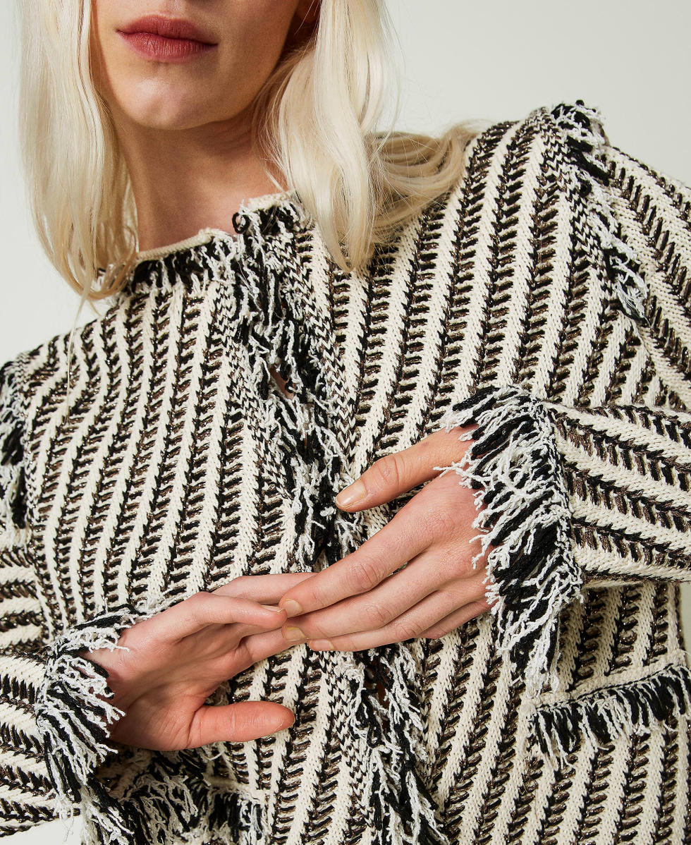 Jacke aus Jacquard-Strick mit Fransen