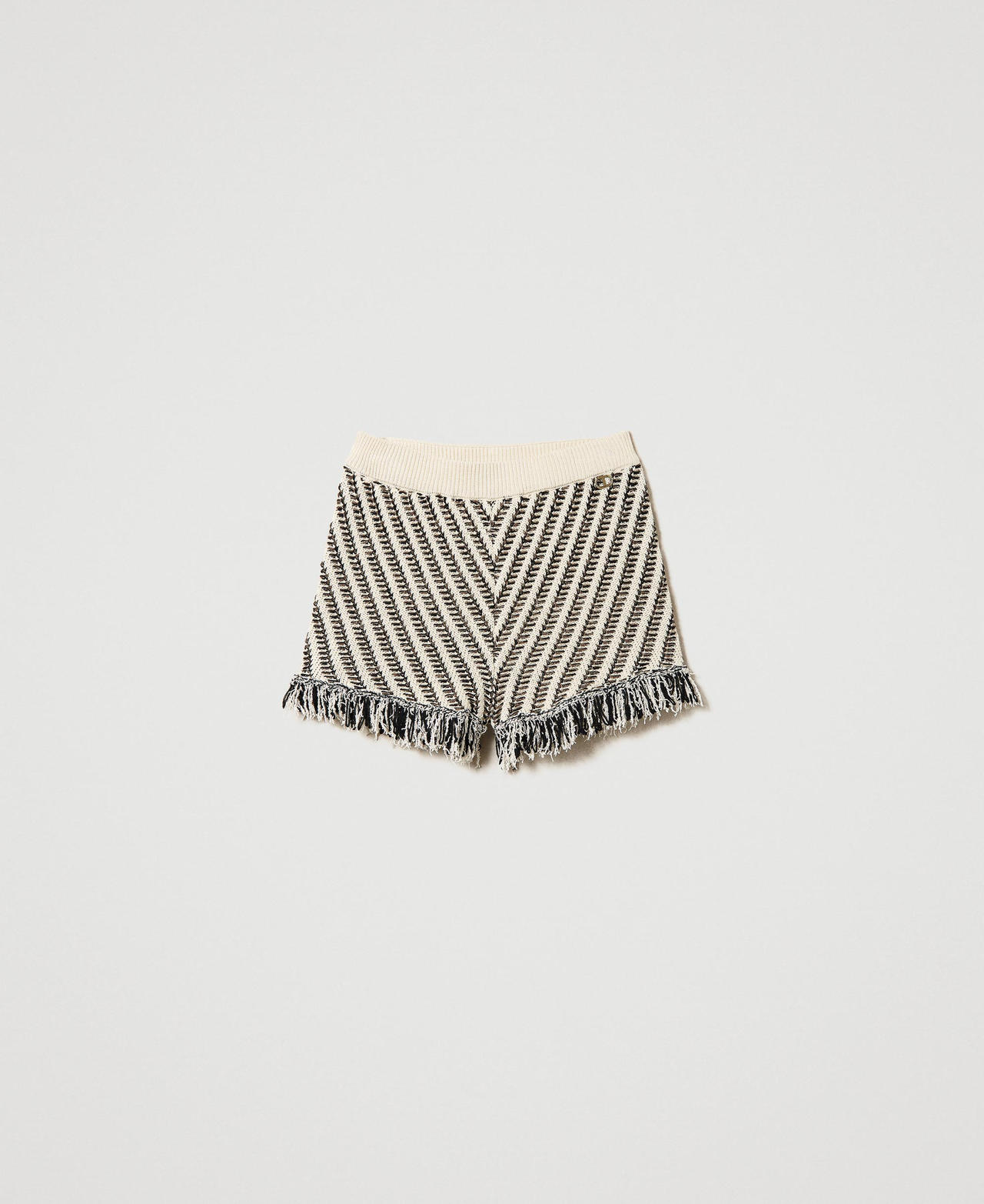 Jacquard knit shorts with fringes