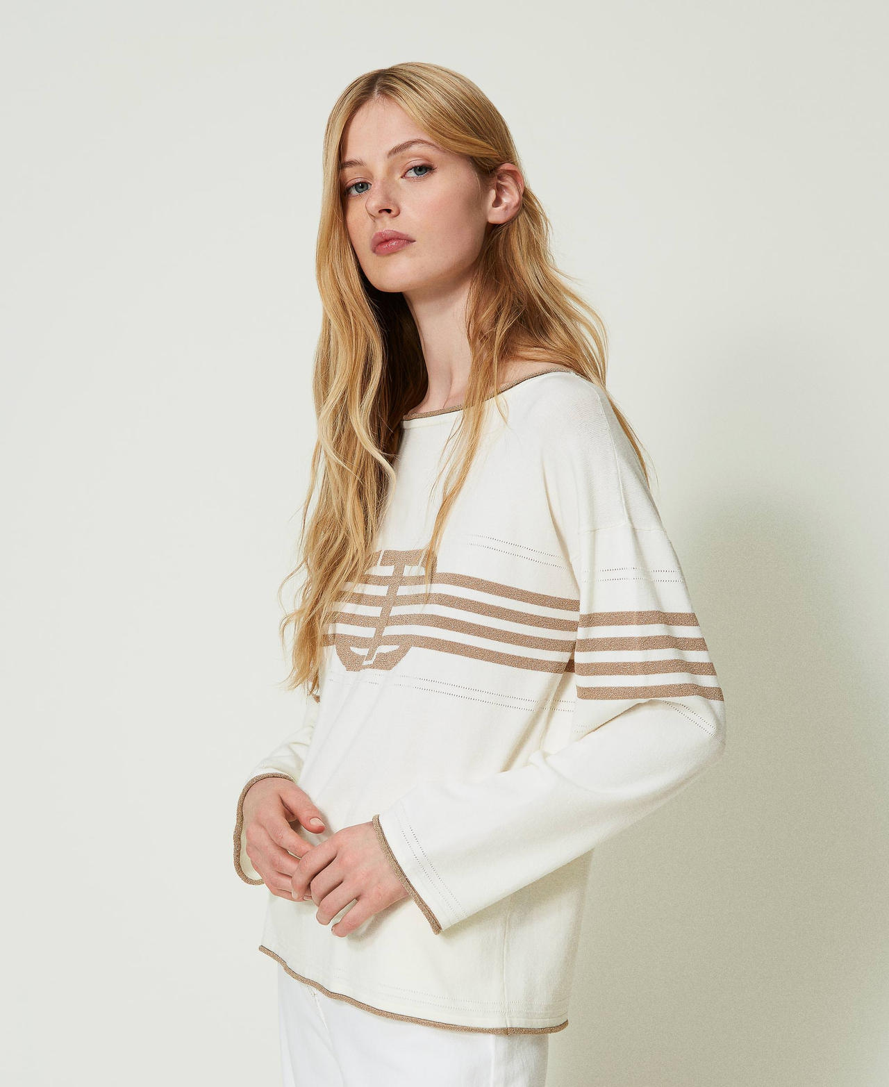 Jumper with inlaid Oval T Two-tone Snow / Beige Gold Woman 241TP3191-03