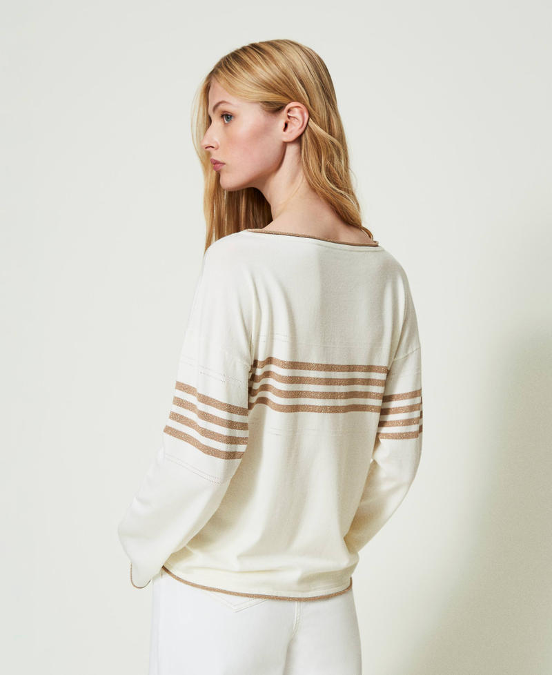 Maglia con intarsio Oval T