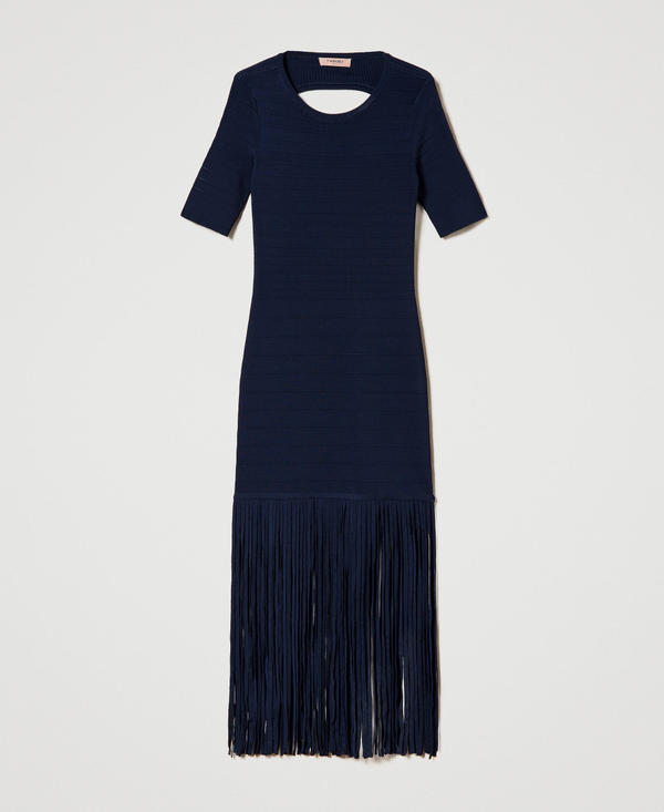 Короткое трикотажное облегающее платье с бахромой