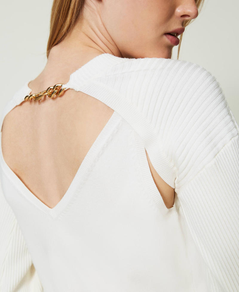Knit top and shrug with Oval T chain