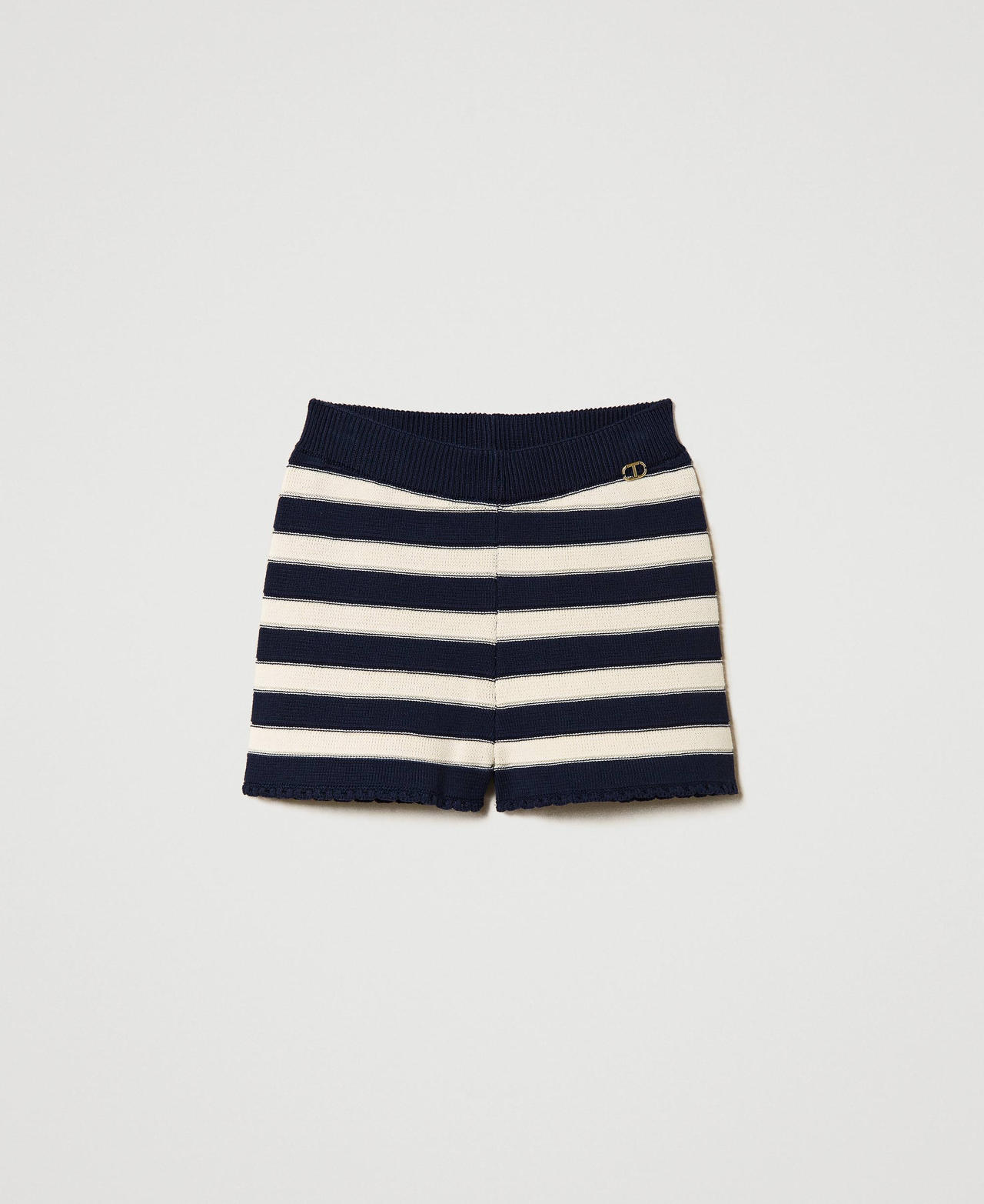 Short en maille avec rayures bicolores