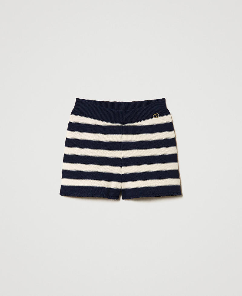 Short en maille avec rayures bicolores