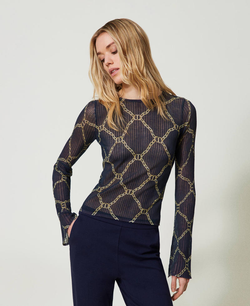 Fitted jumper with chain print