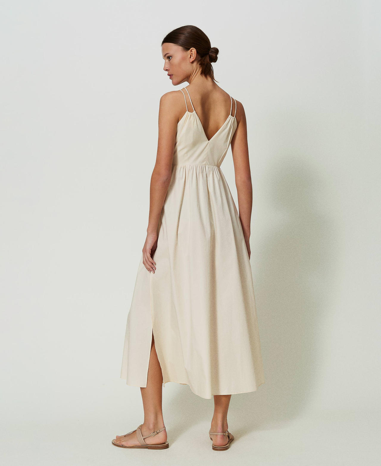 Long poplin dress with Oval T and laces "Parchment" Beige Woman 241TT2021-03