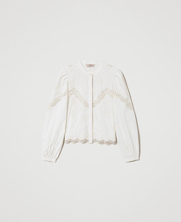 Camicia con ricami a fiori