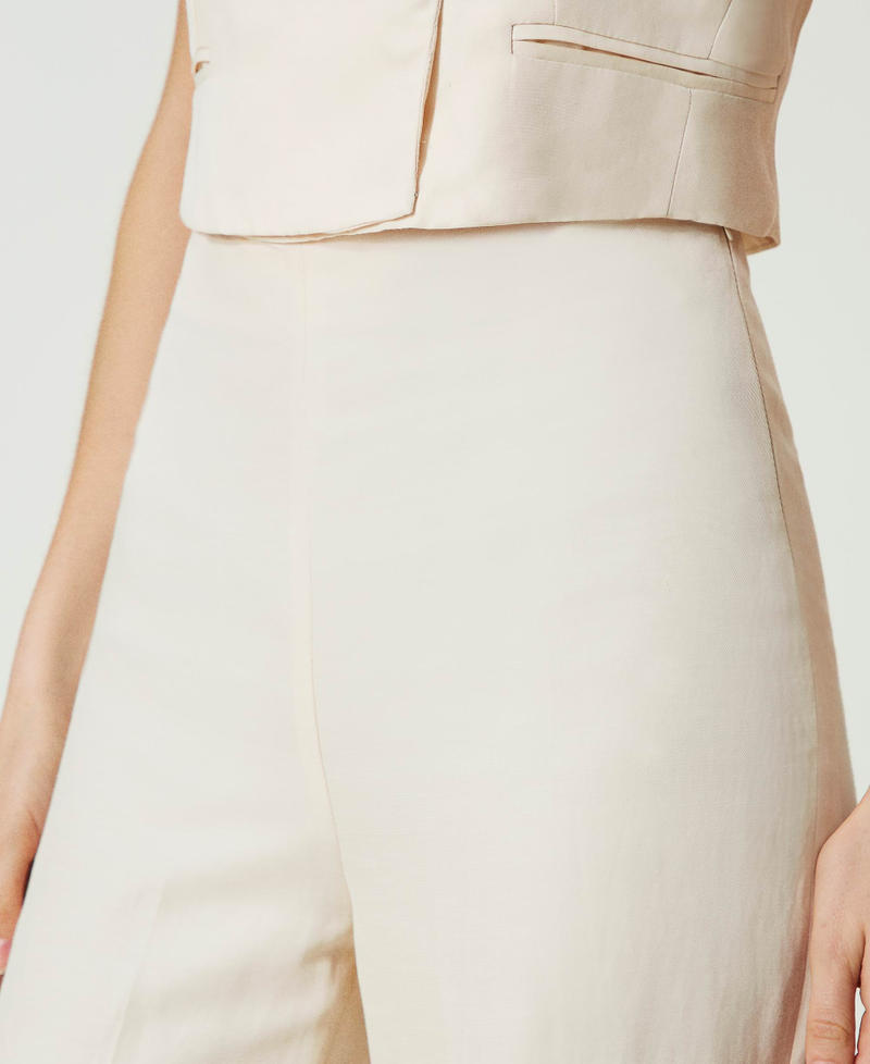 Flare-Hose aus Leinenmischung