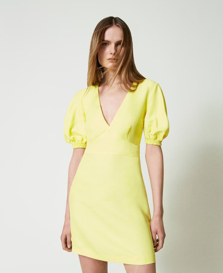Vestido corto de mezcla de lino con mangas abullonadas Amarillo «Celandine» Mujer 241TT2107-01