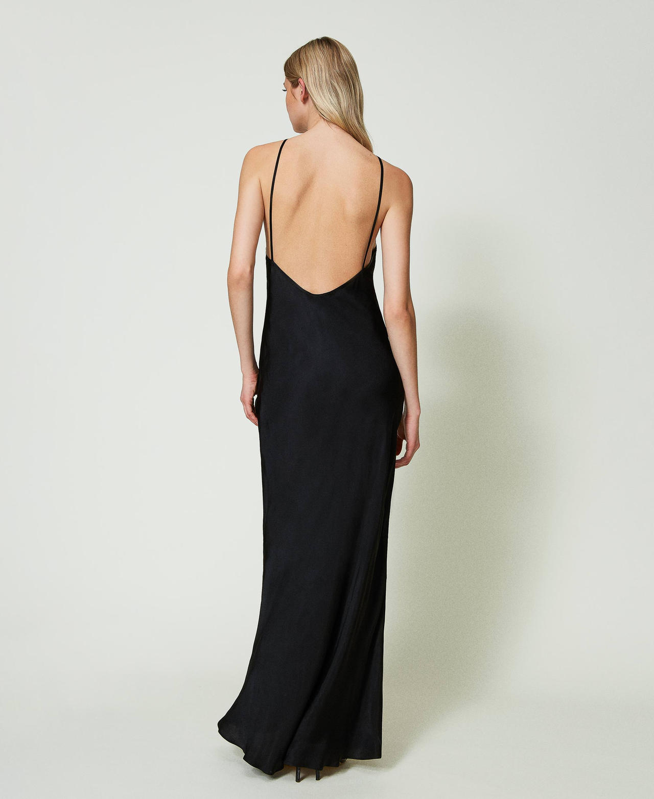 Длинное атласное платье Черный женщина 241TT2161-03