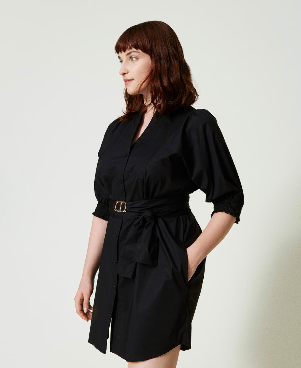 Short poplin shirt dress