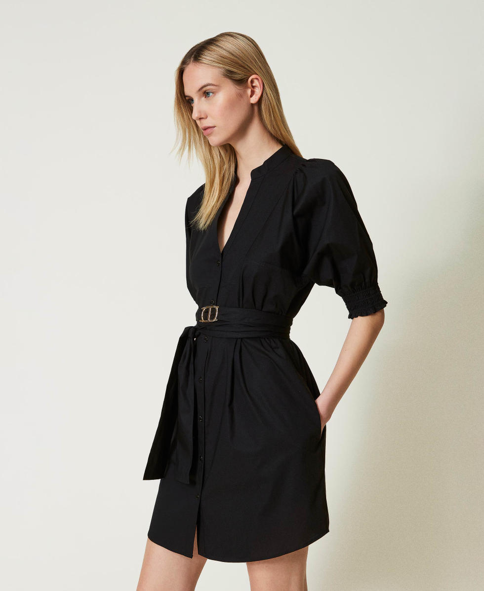 Short poplin shirt dress