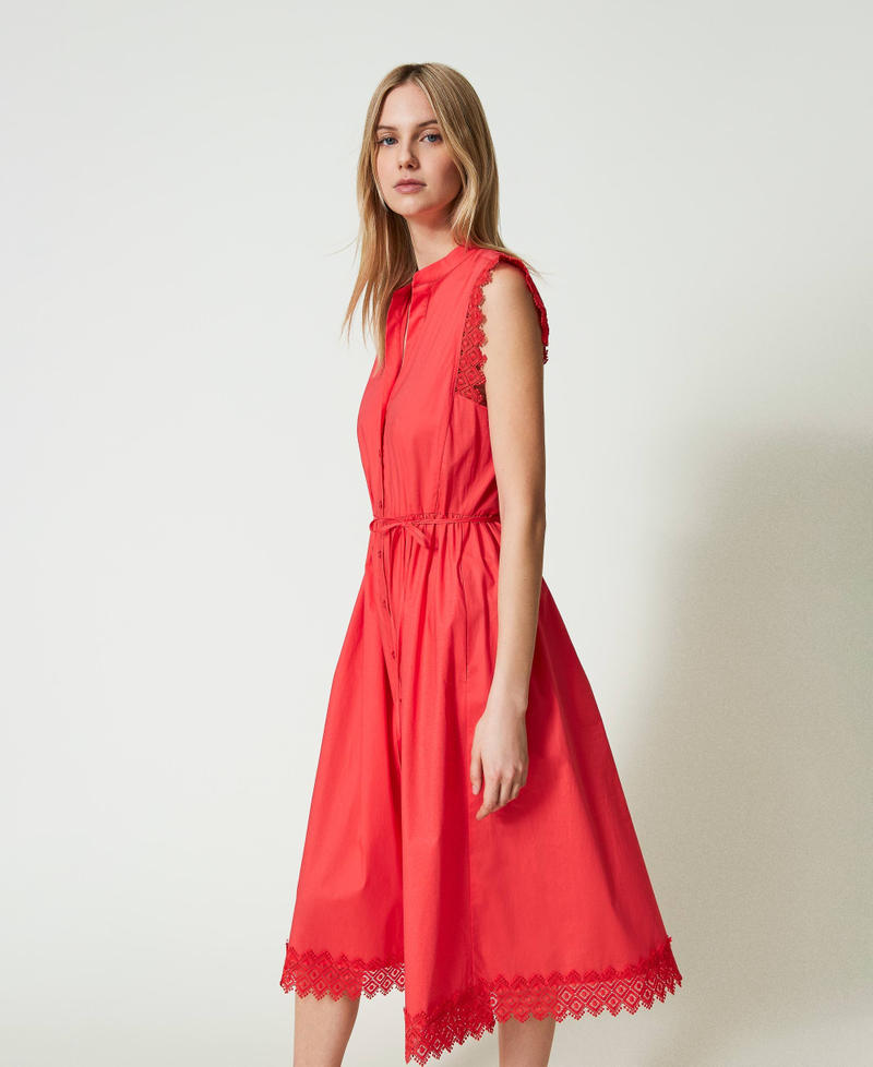 Midikleid aus Popeline und Makramee
