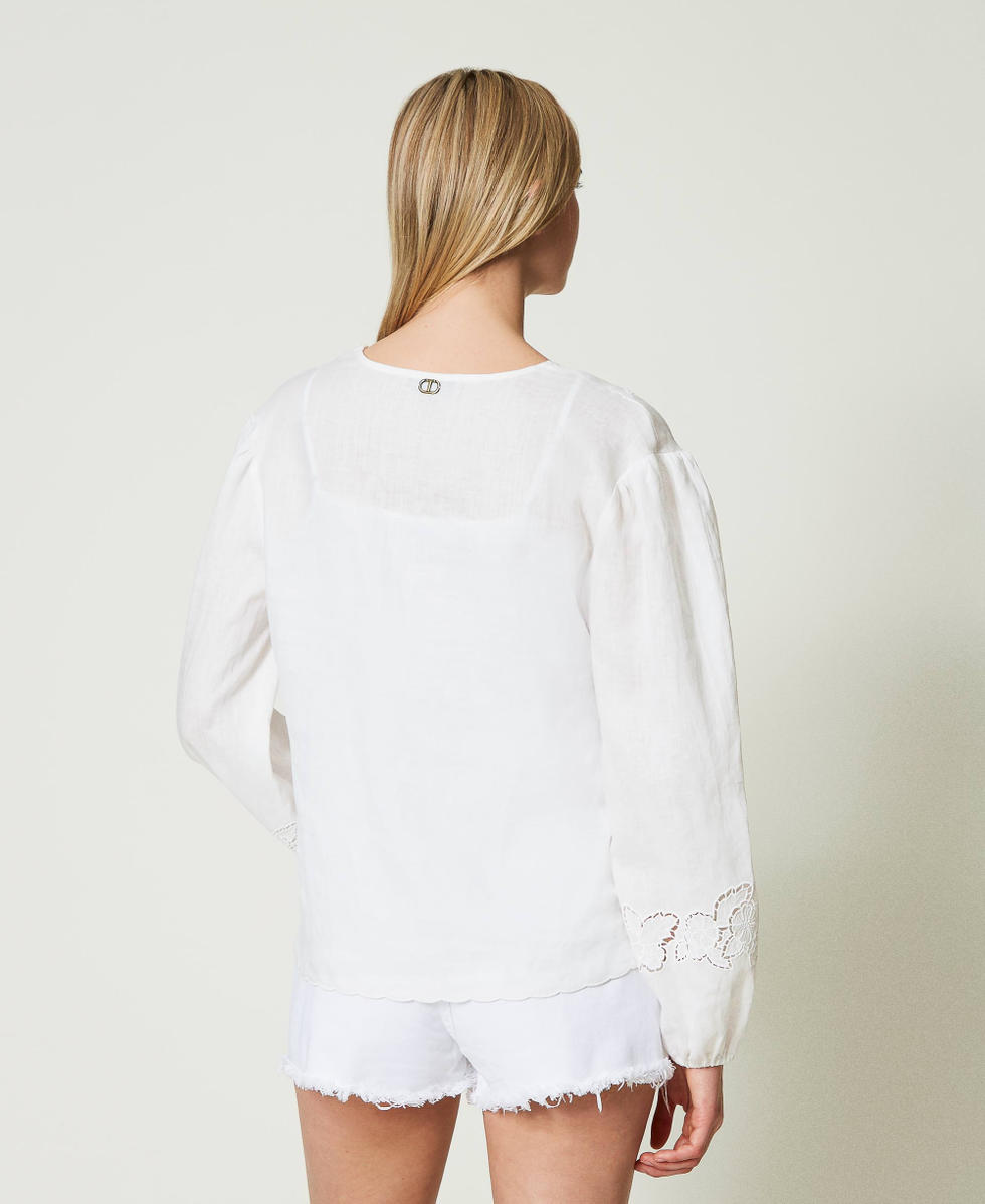 Blouse en lin avec broderie anglaise Blanc Femme 241TT2333_00001_03