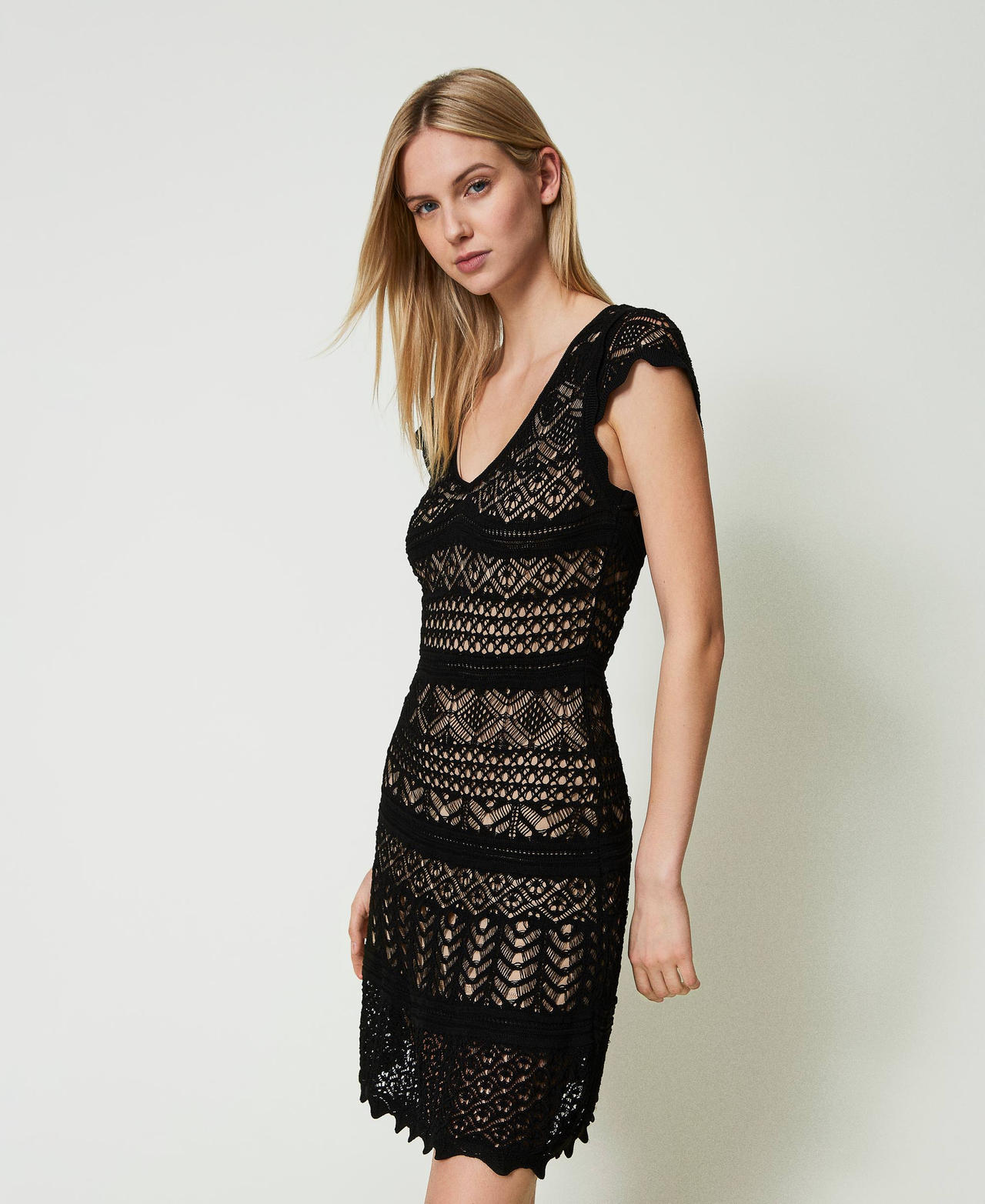 Short lace-like knit dress Black Woman 241TT3114_00006_02