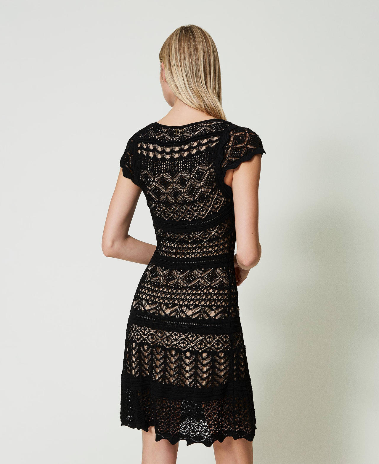 Short lace-like knit dress Black Woman 241TT3114_00006_03