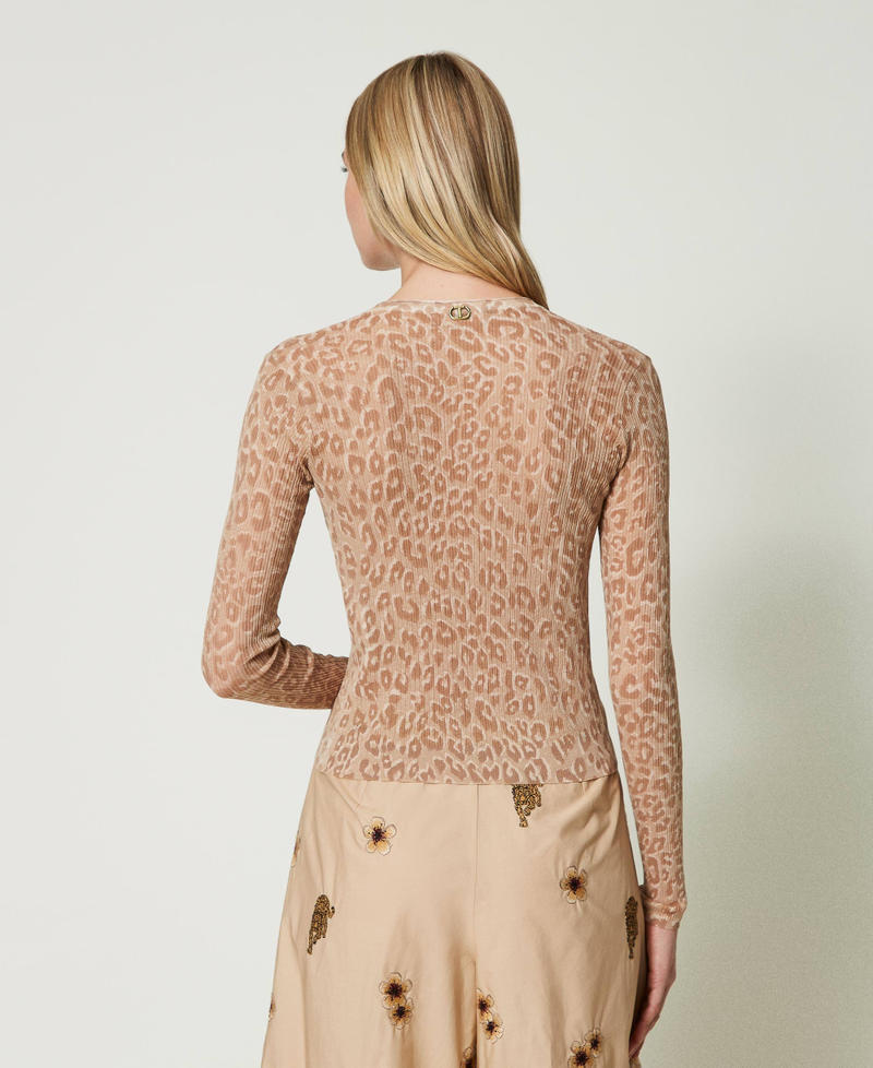 Short cardigan with animal print