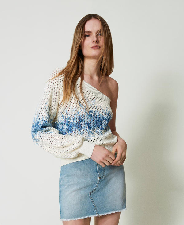 Einschultriger Netzpullover mit Blumenprint