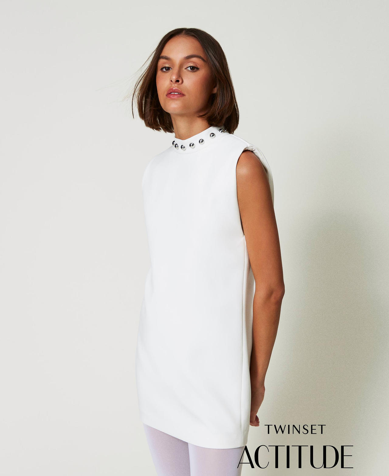 Abito in cr&ecirc;pe cady con perle metalliche Panna White Donna 242AP2040_00733_01