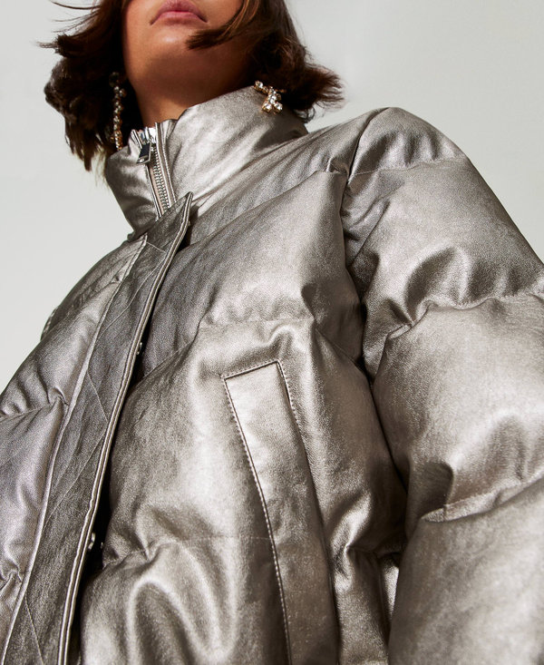Laminated short puffer jacket