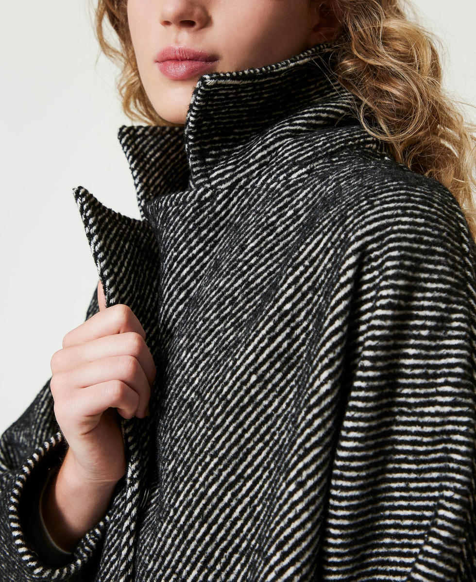 Two-tone wool cloth short coat