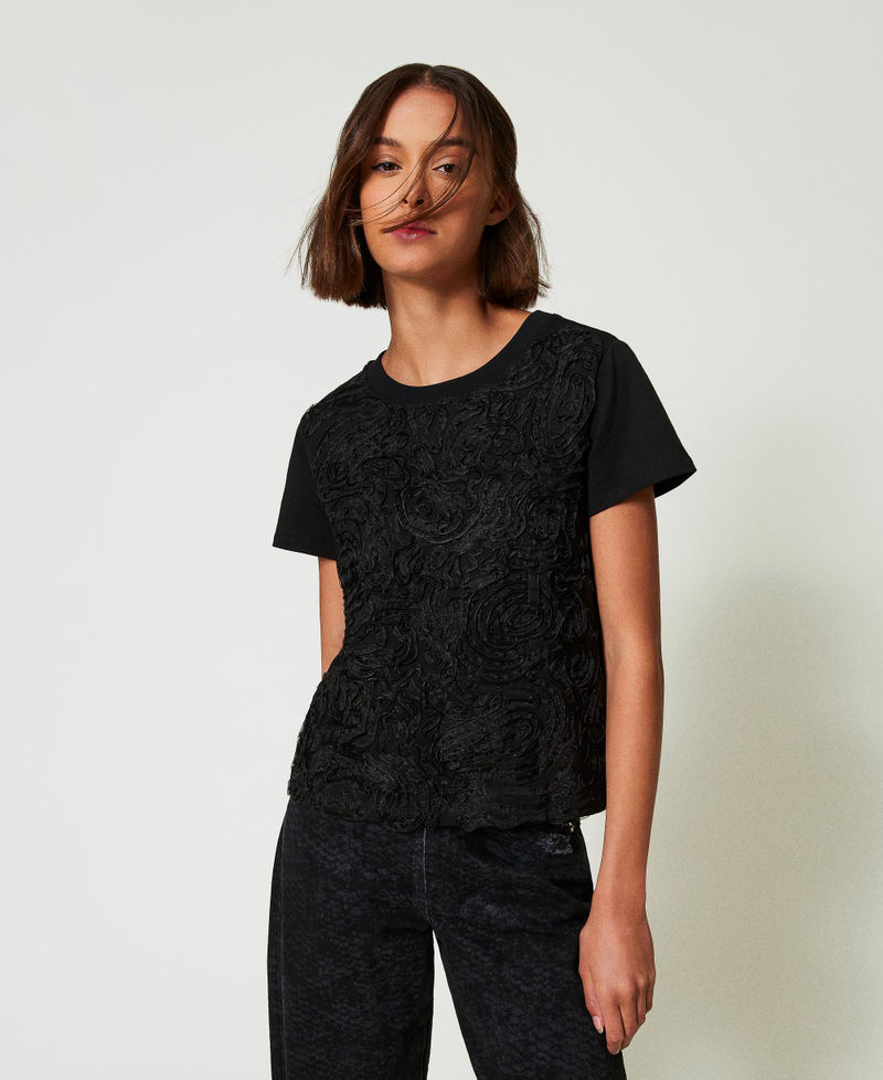 T-shirt with organza embroidery Black Woman 242AP2400_00006_02