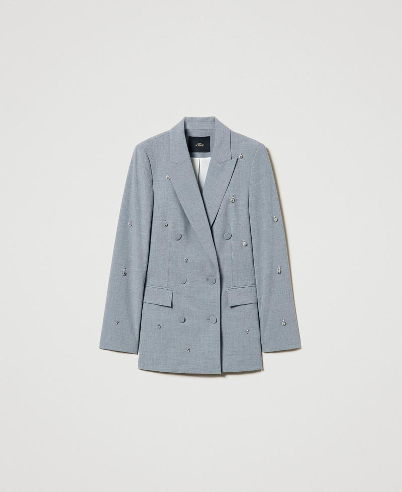 Blazer con bordados a mano