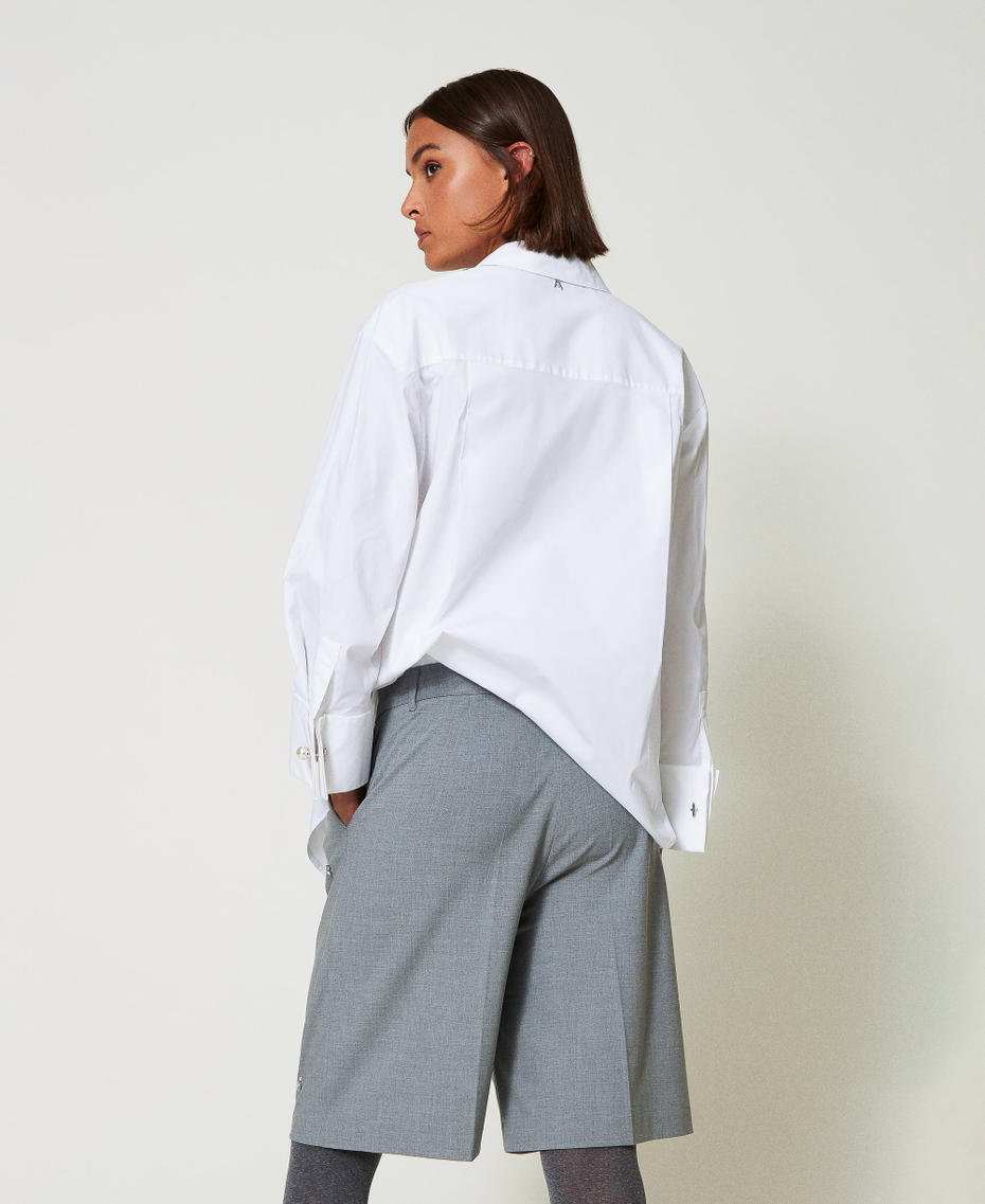 Shorts con bordados a mano Gris Jaspeado Mujer 242AP2434_11726_03
