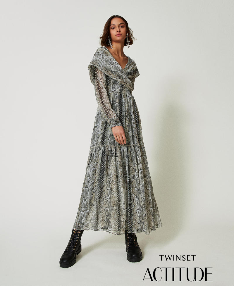Long creponne dress with snake print
