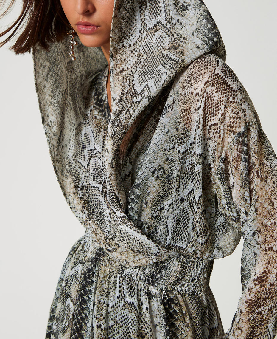 Long creponne dress with snake print