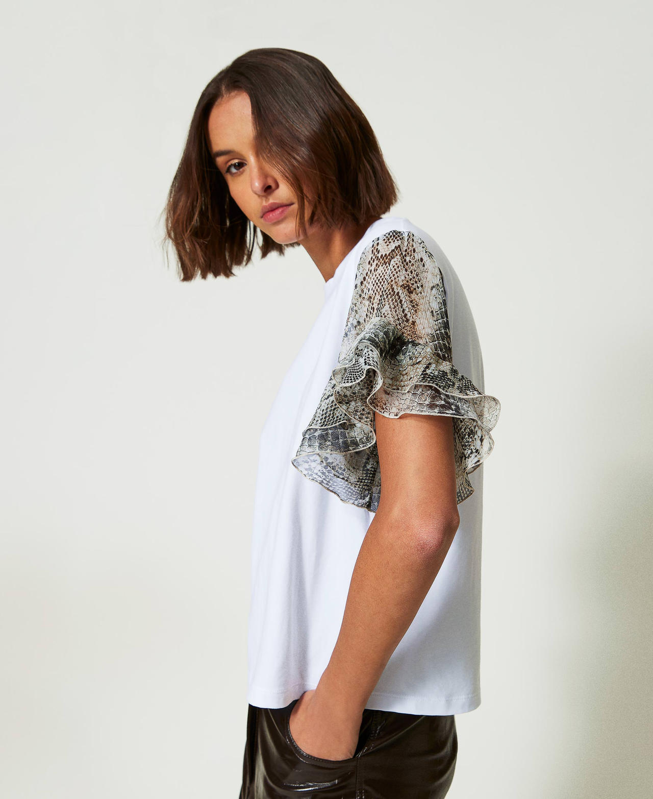 T-shirt with snake print sleeves Two-tone Papers White / Soft Snake Print Woman 242AP2476_11893_02