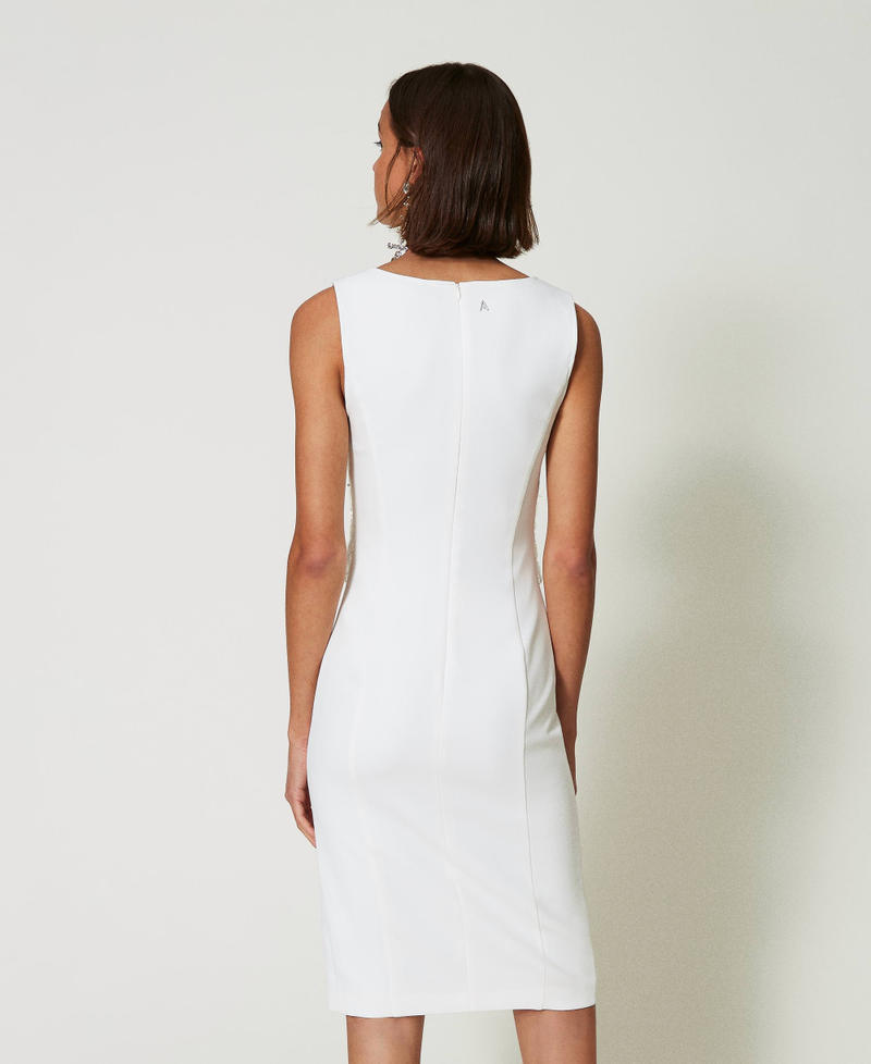 Midi cr&ecirc;pe dress with embroidery