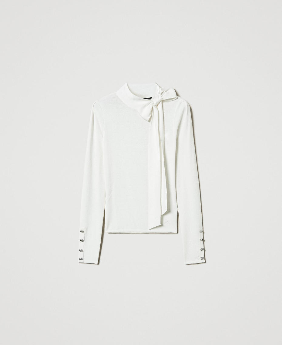 Turtleneck jumper with bow and embroidery