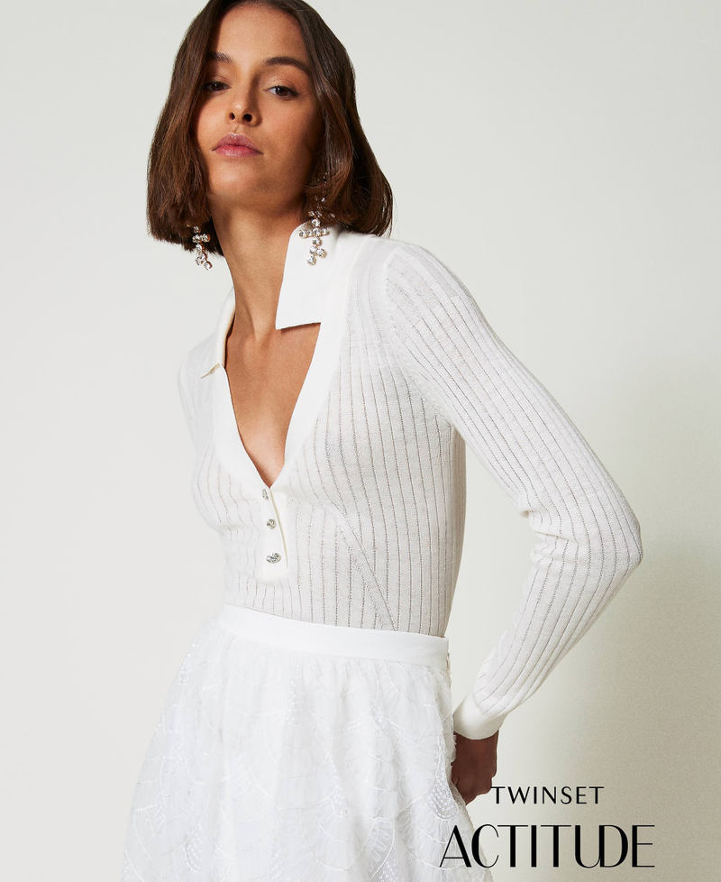 Pull c&ocirc;tel&eacute; avec broderie Cr&egrave;me White Femme 242AP3161_00733_01