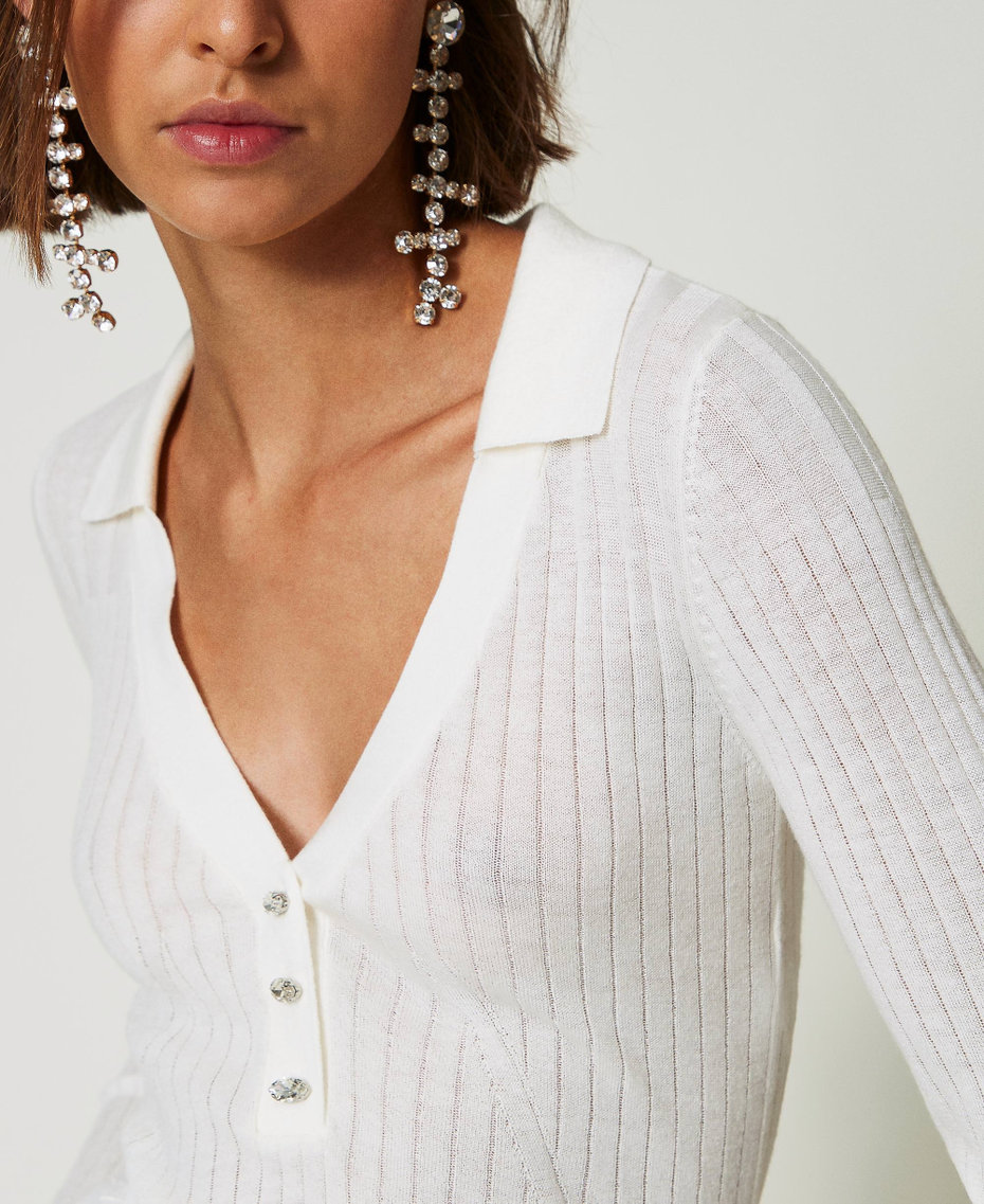 Pull c&ocirc;tel&eacute; avec broderie Cr&egrave;me White Femme 242AP3161_00733_04