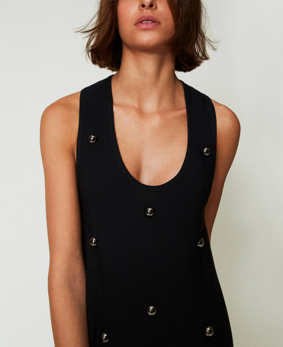 Robe courte en maille avec clous Noir Femme 242AP3170_00006_04