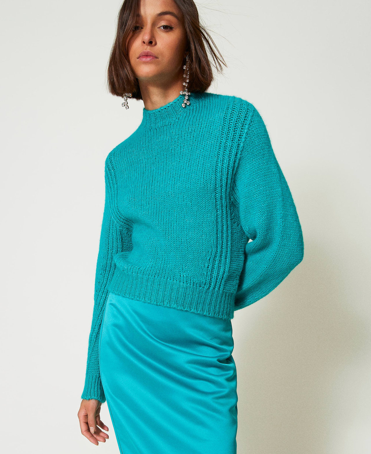 Seamless wool blend turtleneck jumper Tropical Emerald Green Woman 242AP3290_11722_02